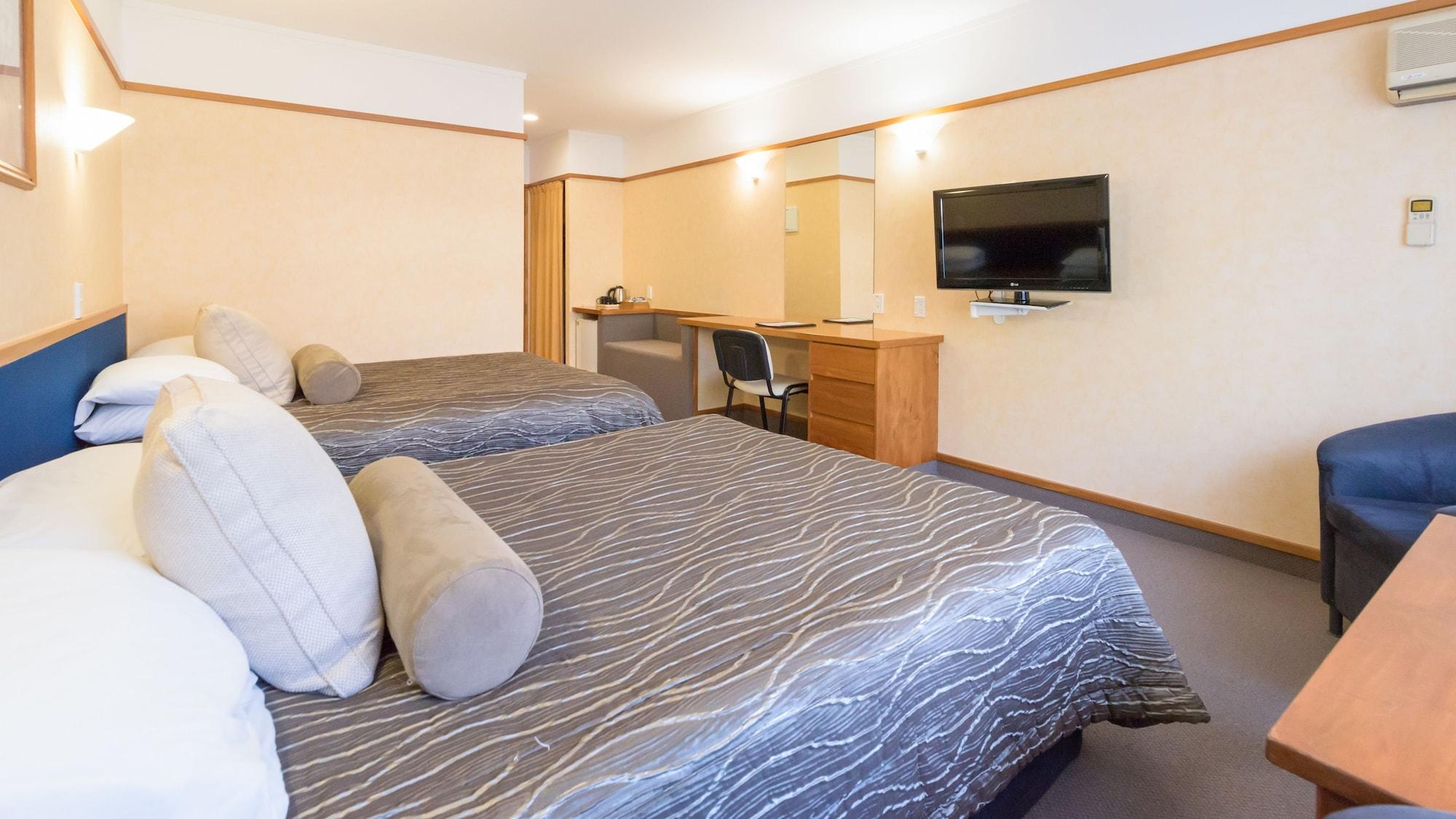Distinction Hamilton Hotel & Conference Centre Esterno foto