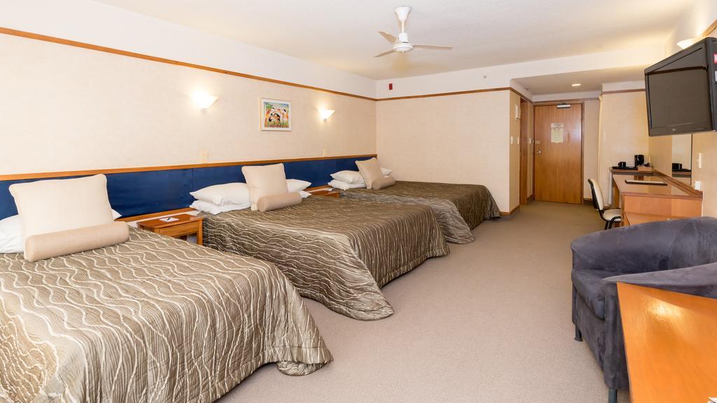Distinction Hamilton Hotel & Conference Centre Esterno foto